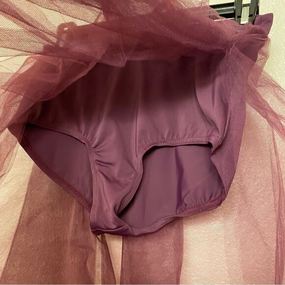 Weissman Balera dance costume Tulle Maxi Skirt With Slits
S9909 purple SA adult - Picture 4 of 12
